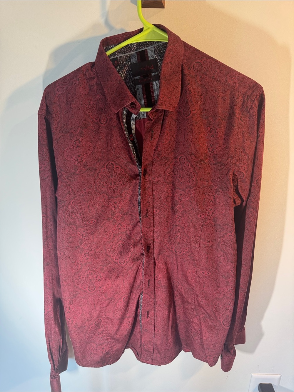 Men's Paisley Long-Sleeve Dress Shirt in Deep Red